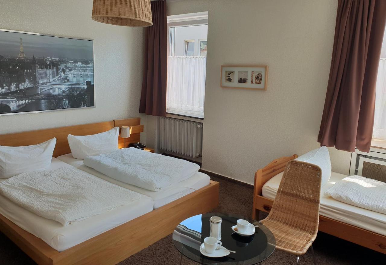 פאדרבורן Suedhotel מראה חיצוני תמונה